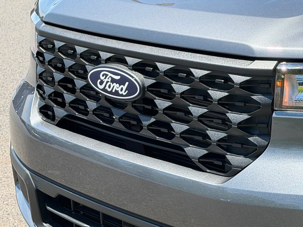 New 2026 Ford Maverick XLT w/ Equipment Group 301A AWD/4WD image 18