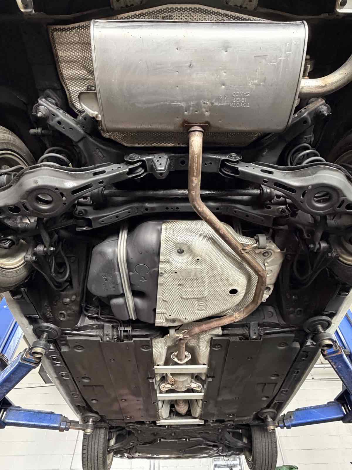 Used 2019 Toyota Corolla SE FWD image 35