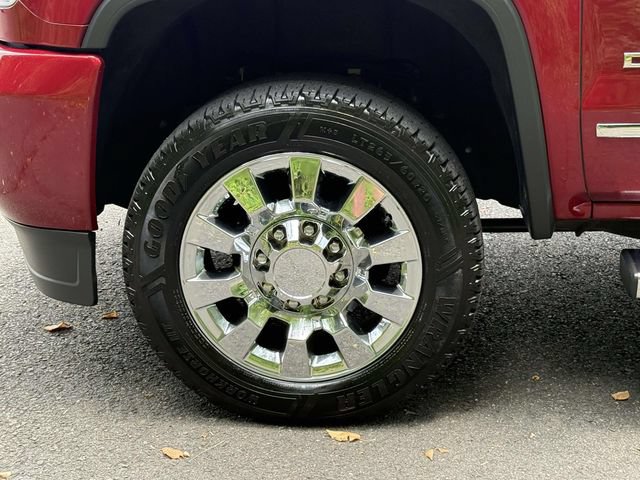 Used 2018 GMC Sierra 2500 Denali w/ Duramax Plus Package AWD/4WD image 8