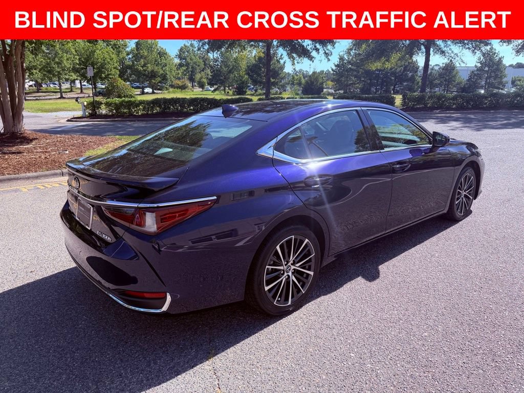 Certified 2025 Lexus ES 300h w/ Premium Package FWD image 7