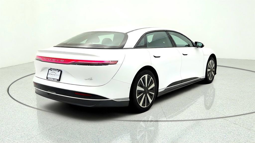 Used 2024 Lucid Air Pure RWD image 5