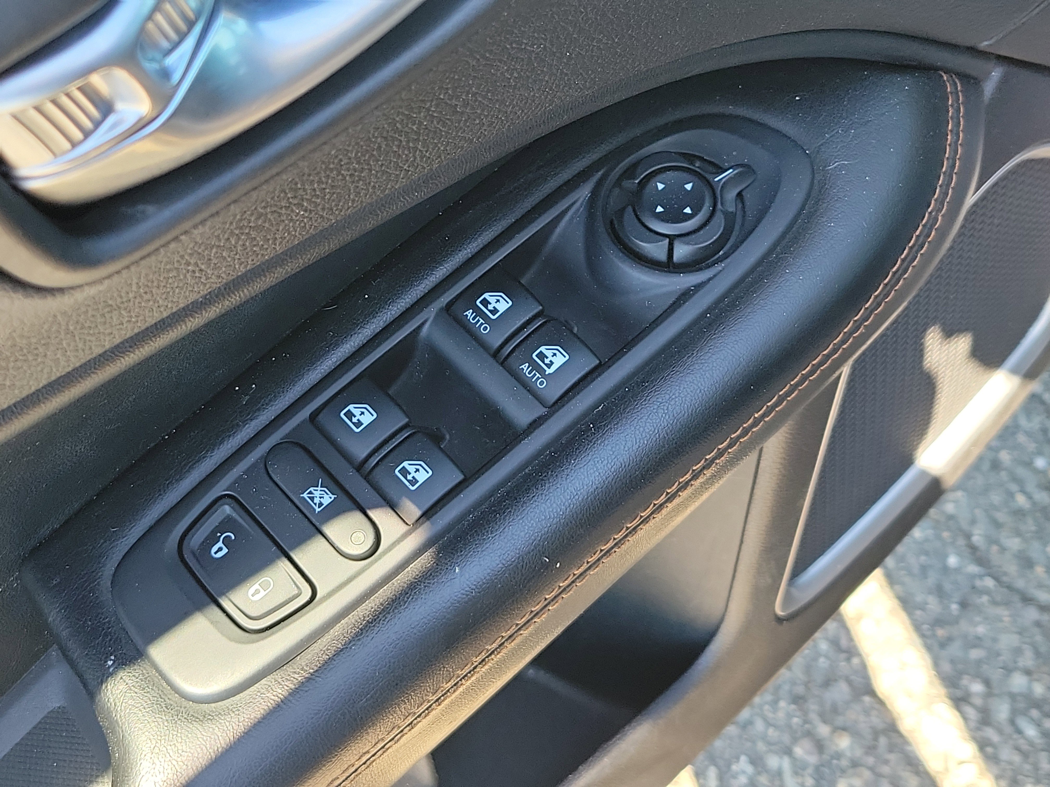 Used 2019 Jeep Compass Limited AWD/4WD image 20