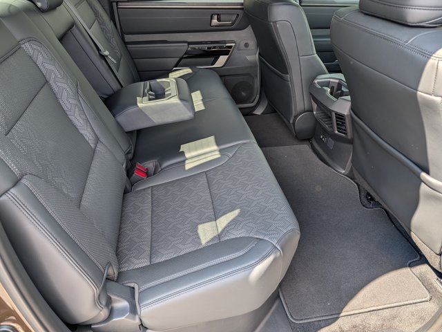 Used 2025 Toyota Tundra Limited AWD/4WD image 14