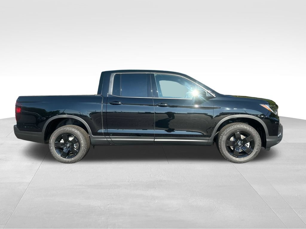 New 2026 Honda Ridgeline Black Edition image 8