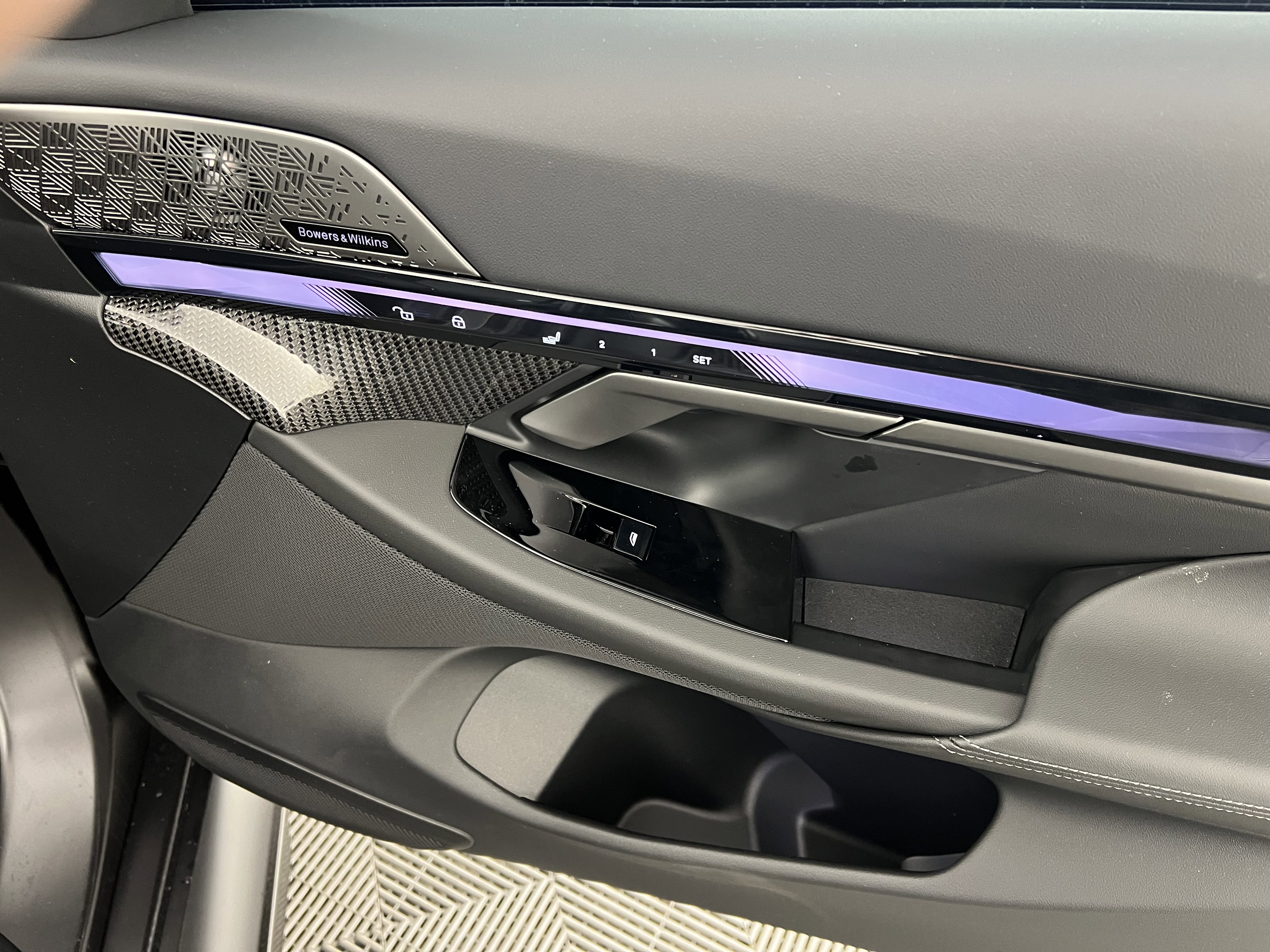 Used 2026 BMW M5 Touring image 25