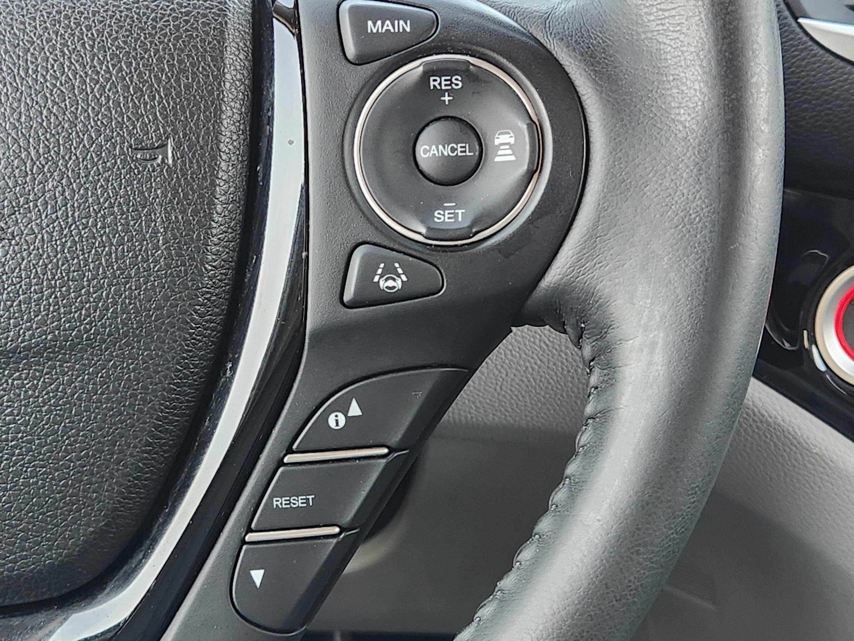 Used 2016 Honda Pilot Touring image 29