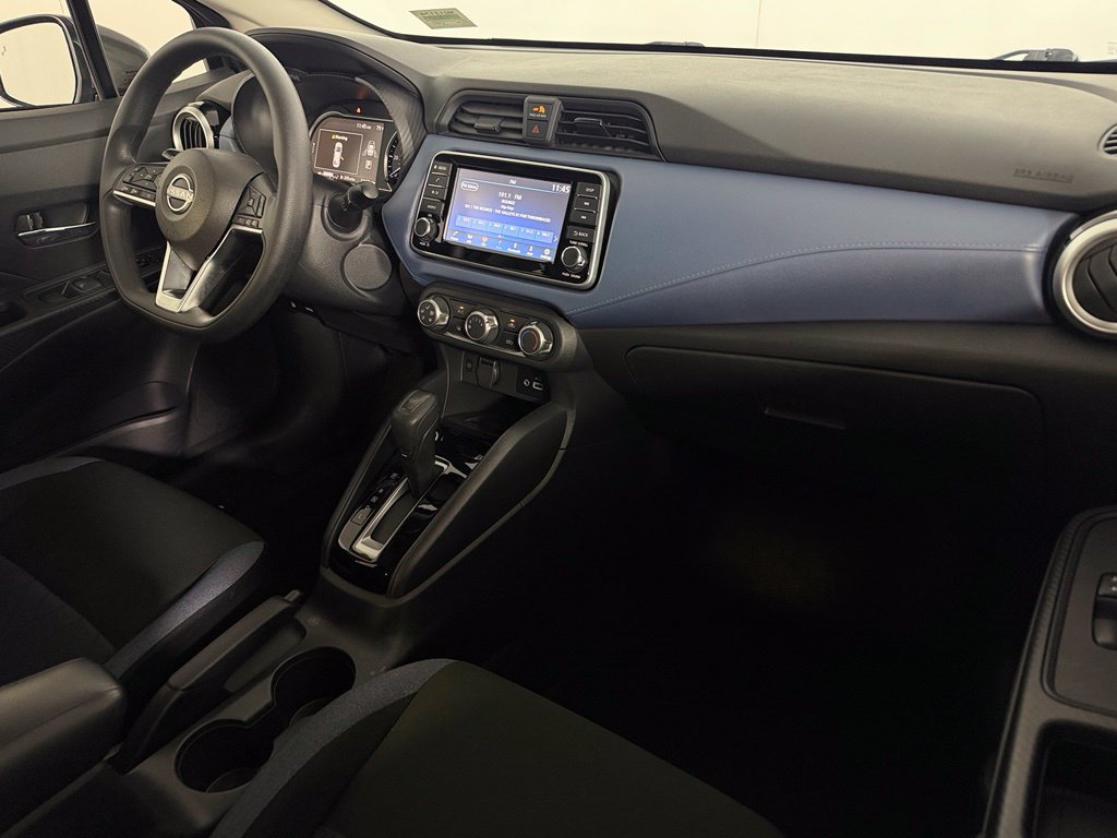 Used 2025 Nissan Versa SV FWD image 15