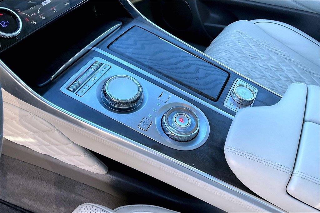 Used 2024 Genesis GV80 3.5T w/ Prestige Package image 18