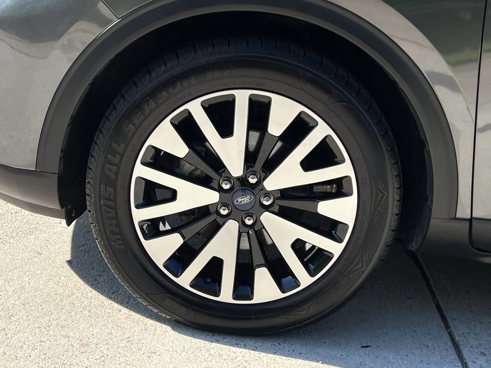 Used 2020 Ford Escape SE Sport AWD/4WD image 17