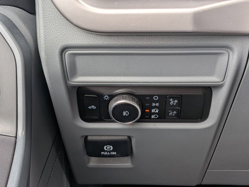 Used 2023 Ford F150 XLT image 24