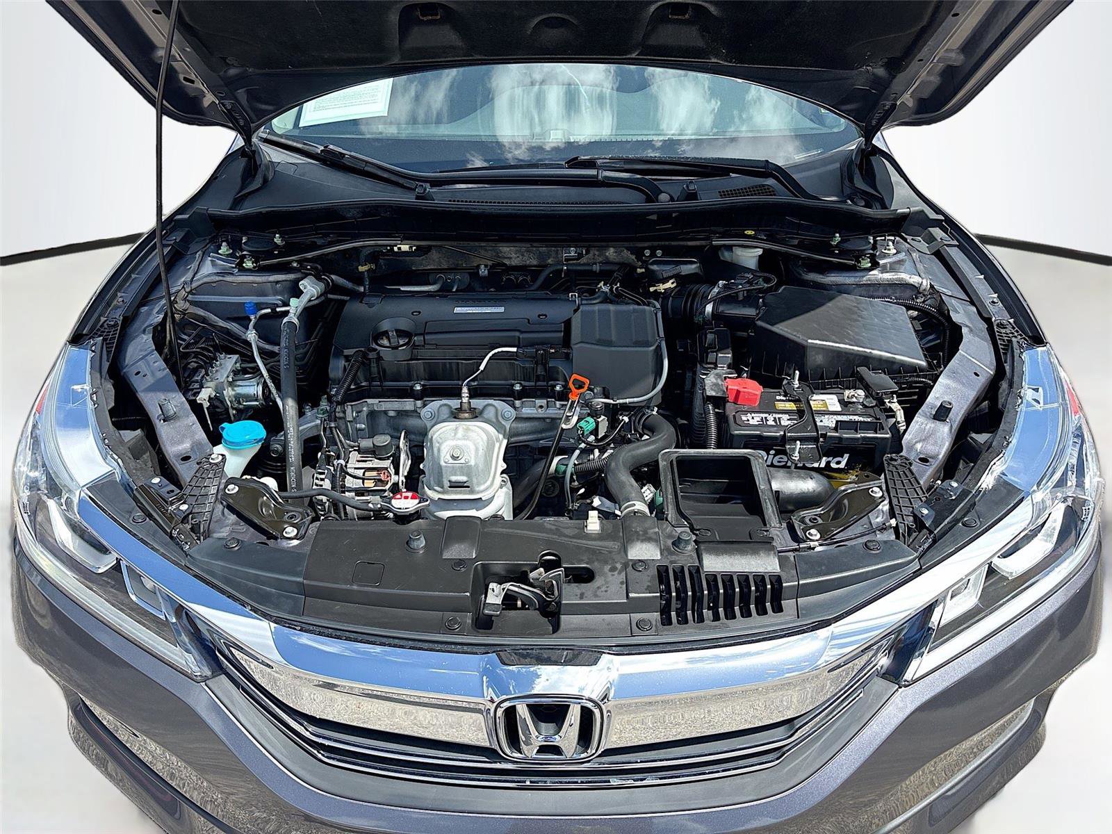 Used 2017 Honda Accord EX image 34