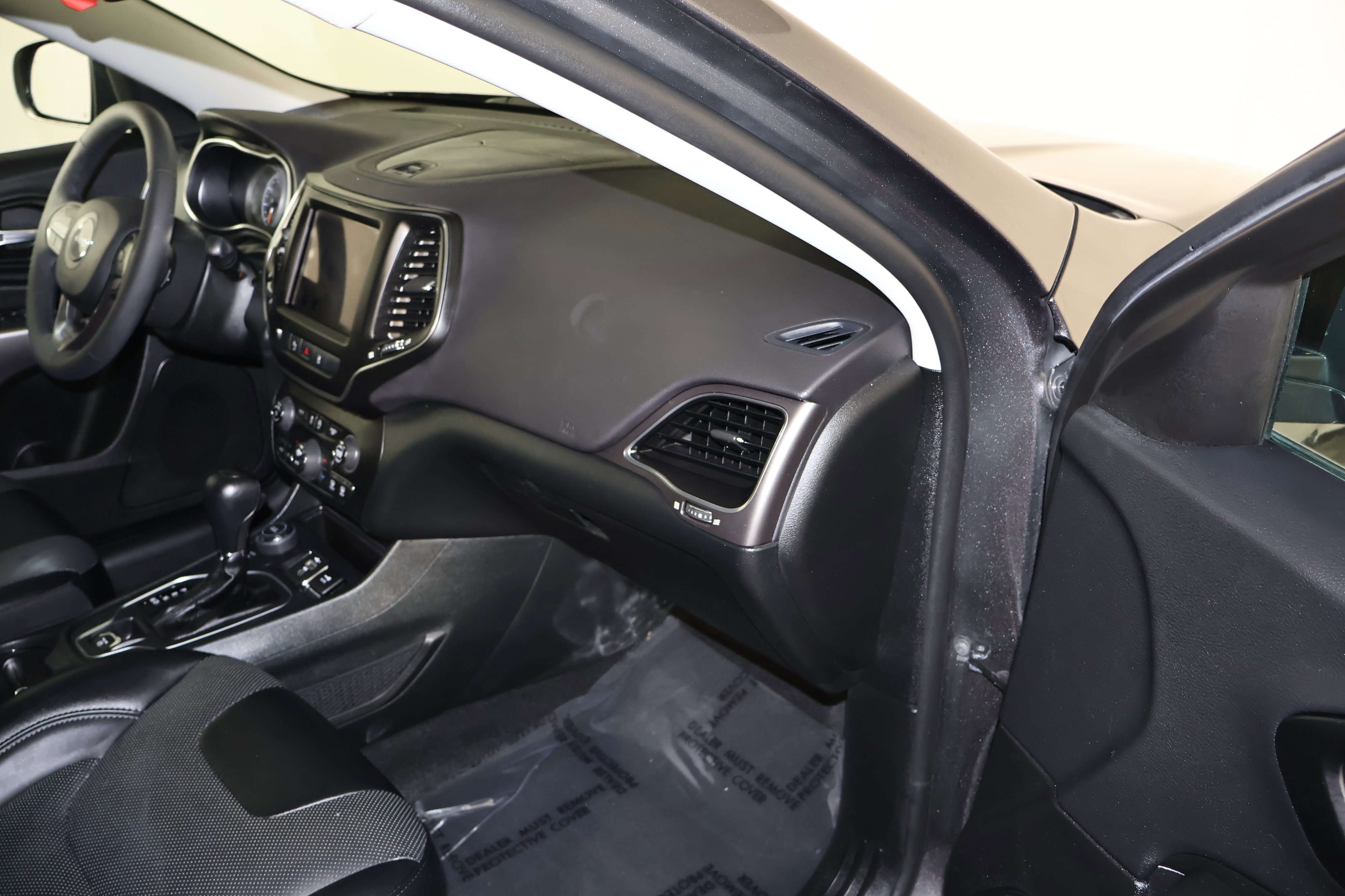 Used 2022 Jeep Cherokee Latitude Lux image 42