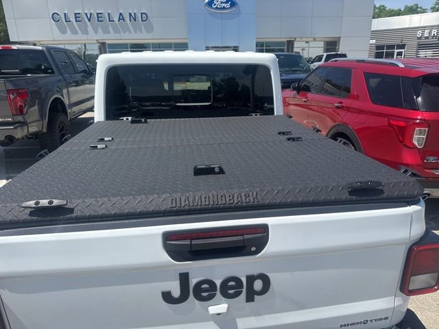 Used 2025 Jeep Gladiator Sport AWD/4WD image 9