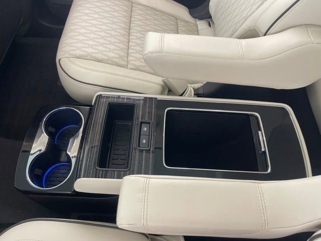 Used 2023 Lincoln Aviator Black Label AWD/4WD image 47
