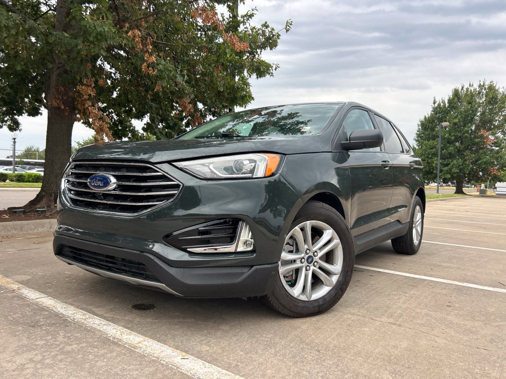 Used 2024 Ford Edge SE