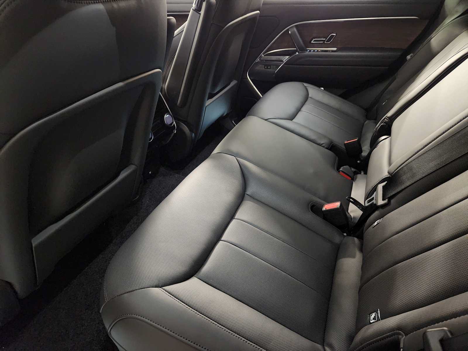 New 2026 Land Rover Range Rover SE AWD/4WD image 28