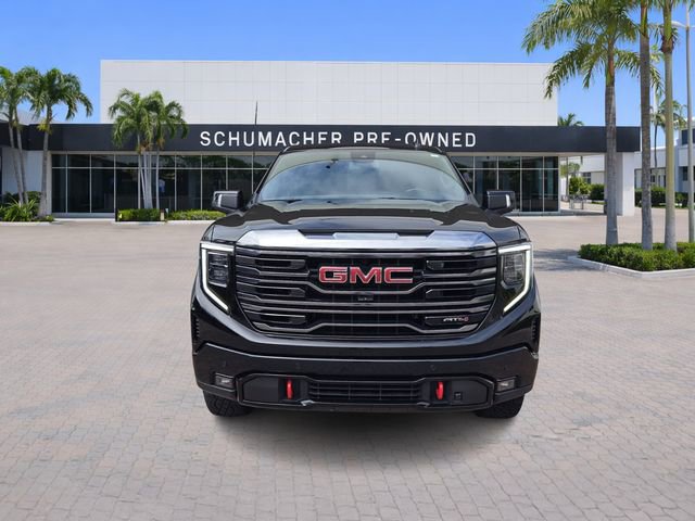 Used 2023 GMC Sierra 1500 AT4 w/ AT4 Preferred Package AWD/4WD image 2