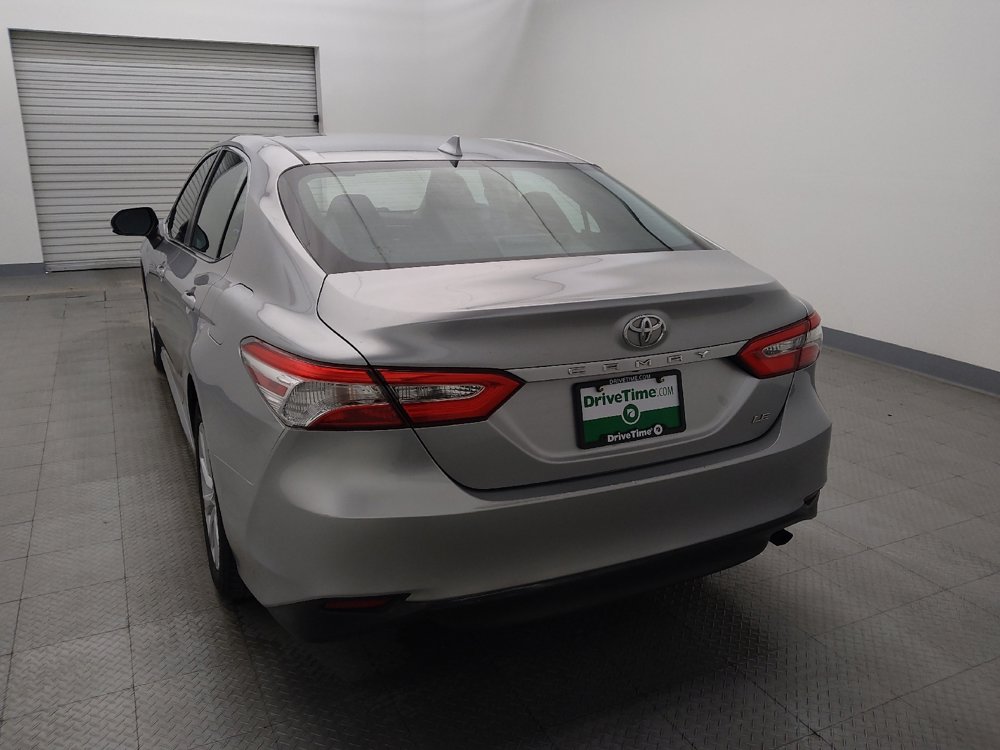 Used 2019 Toyota Camry LE image 6