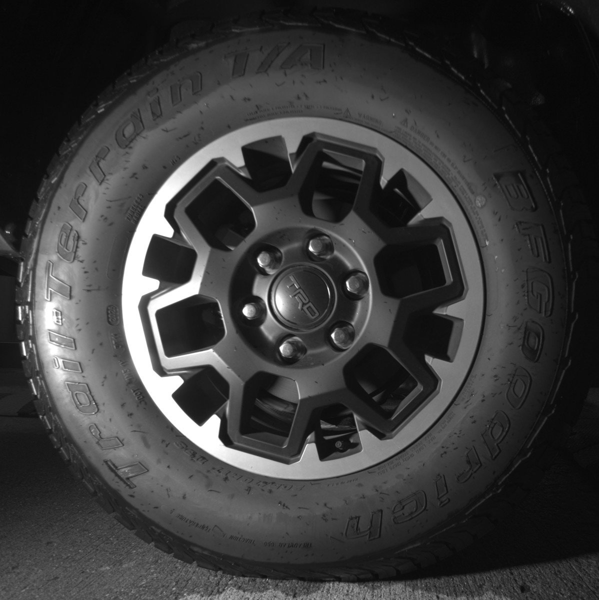 Used 2025 Toyota Tacoma TRD Off-Road AWD/4WD image 15
