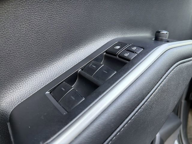 Used 2023 Toyota Highlander XLE image 13