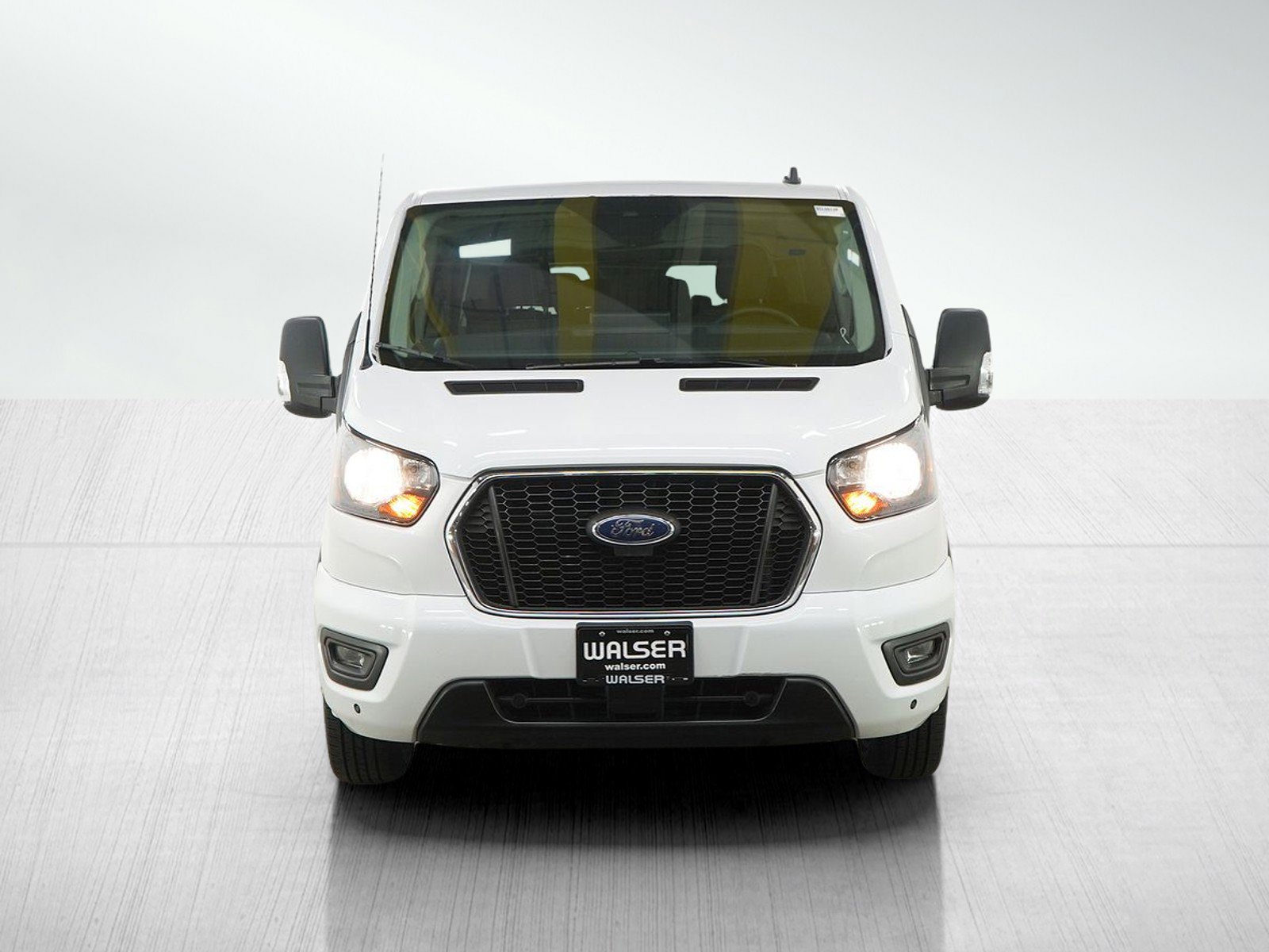 Used 2024 Ford Transit 350 XLT image 8