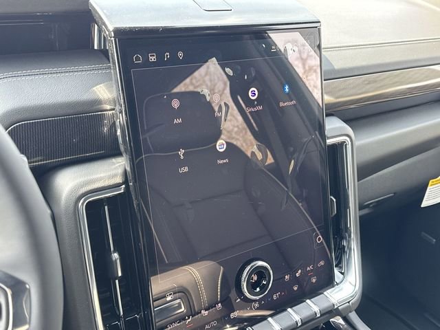 New 2026 GMC Yukon XL Elevation w/ Elevation Premium Package image 19