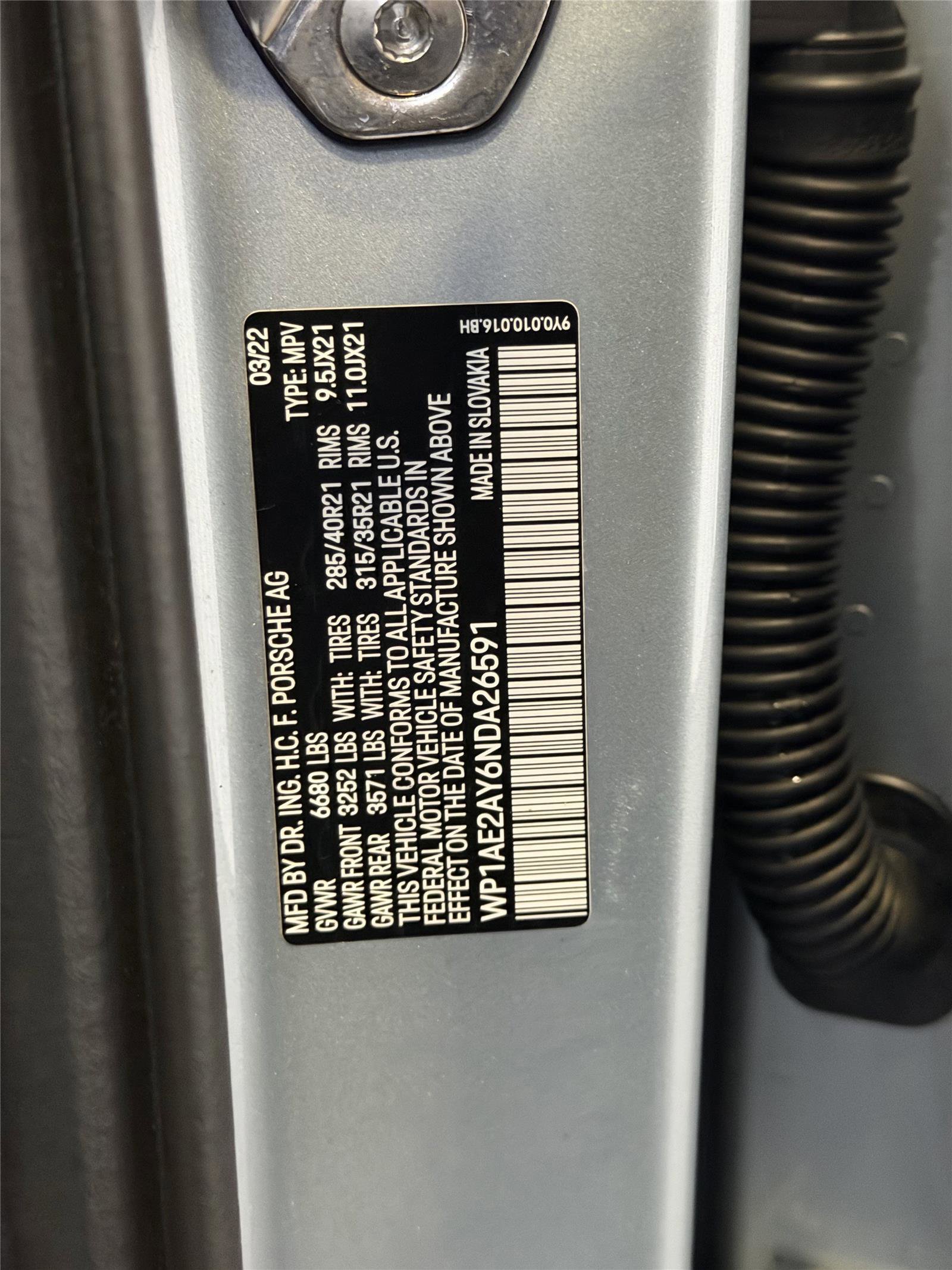 Certified 2022 Porsche Cayenne E-Hybrid image 26