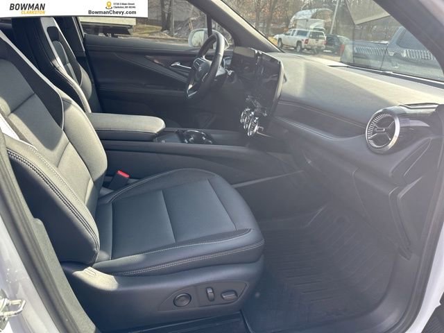 Used 2024 Chevrolet Blazer EV LT image 28