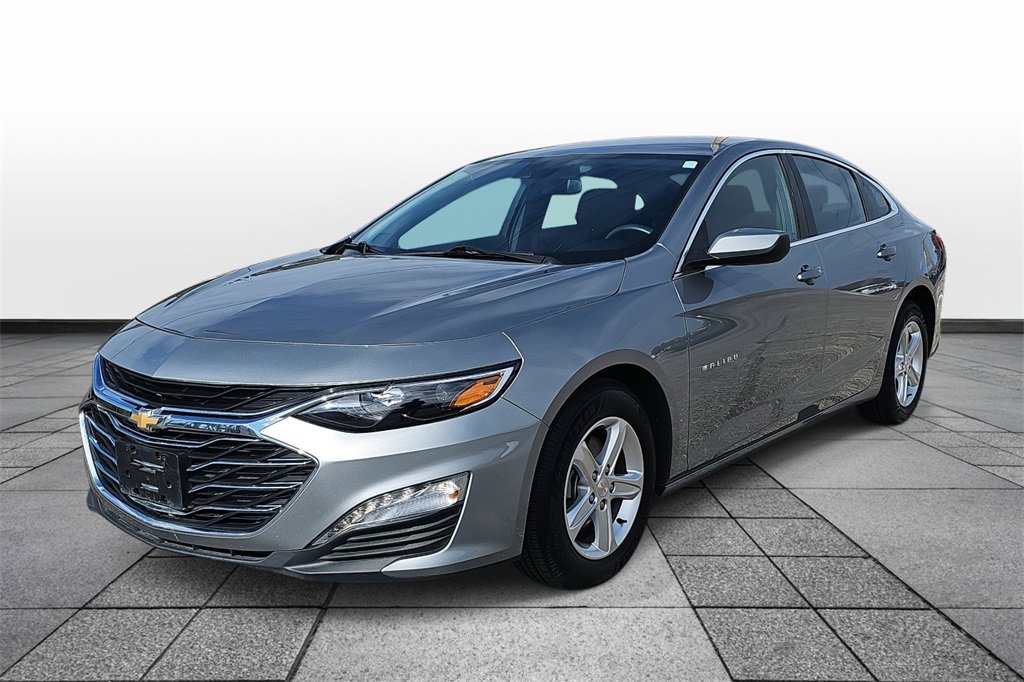 Used 2024 Chevrolet Malibu LT