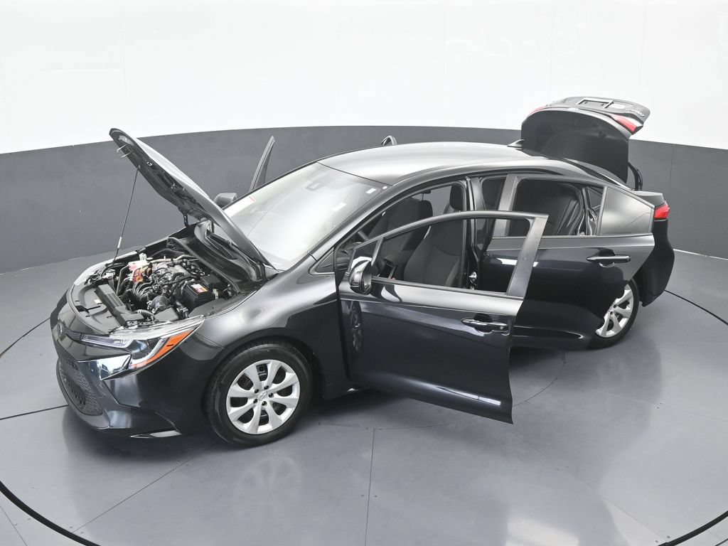 Used 2022 Toyota Corolla LE FWD image 59