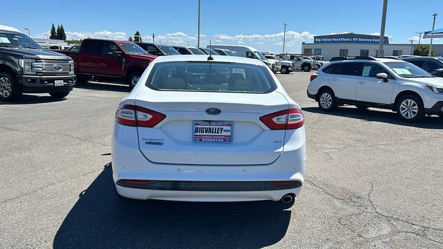 Used 2016 Ford Fusion Energi SE FWD image 4