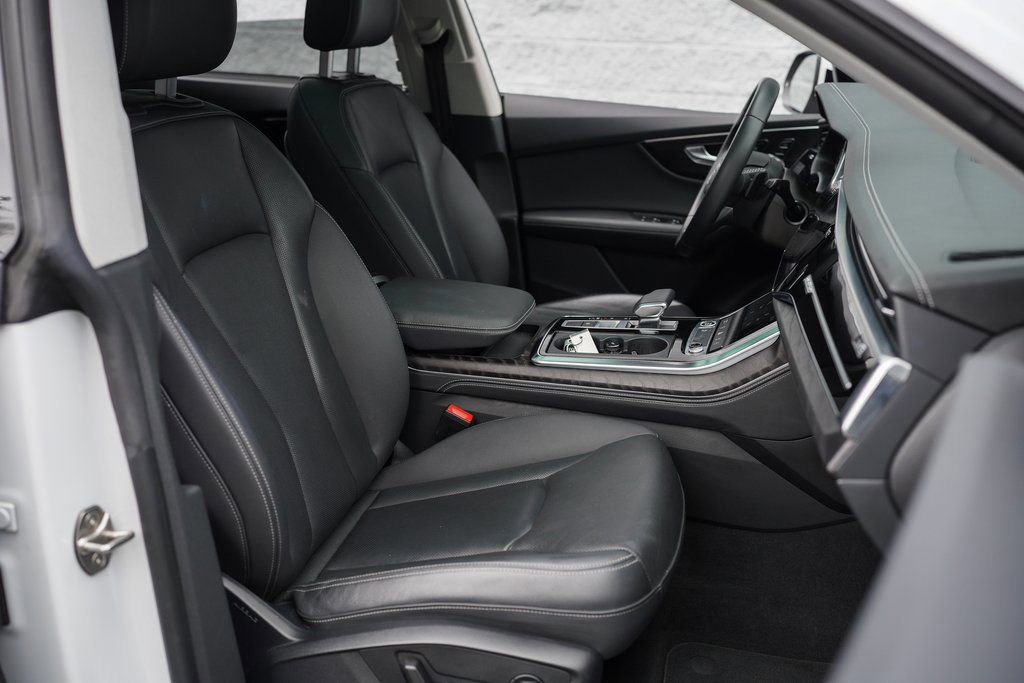 Used 2023 Audi Q8 Premium Plus w/ Premium Plus Package image 25