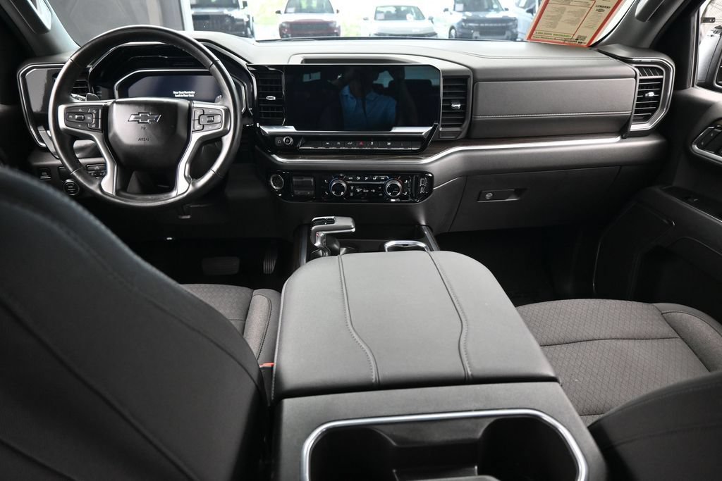 Used 2024 Chevrolet Silverado 1500 RST RWD image 41