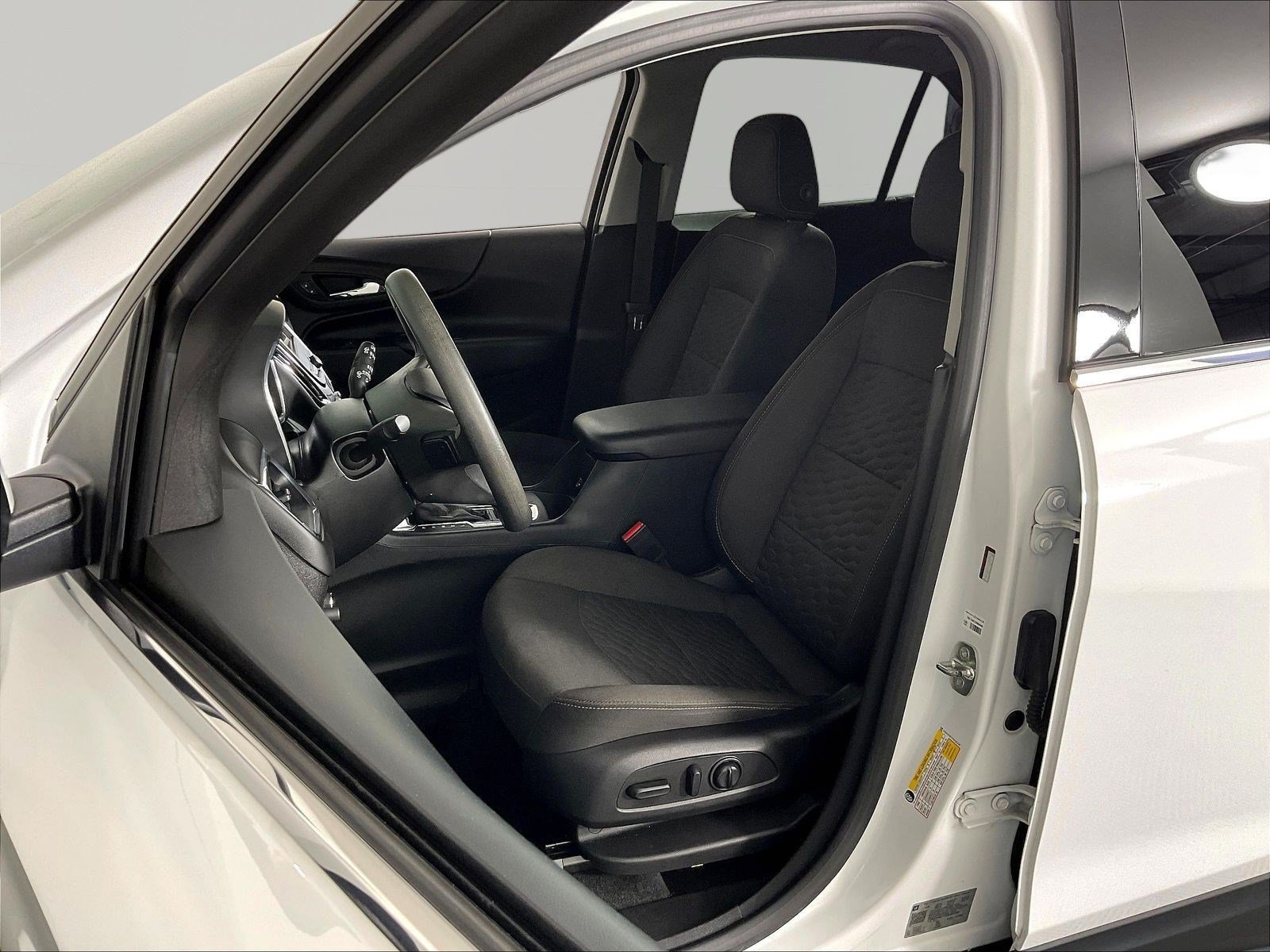 Used 2019 Chevrolet Equinox LT FWD image 21