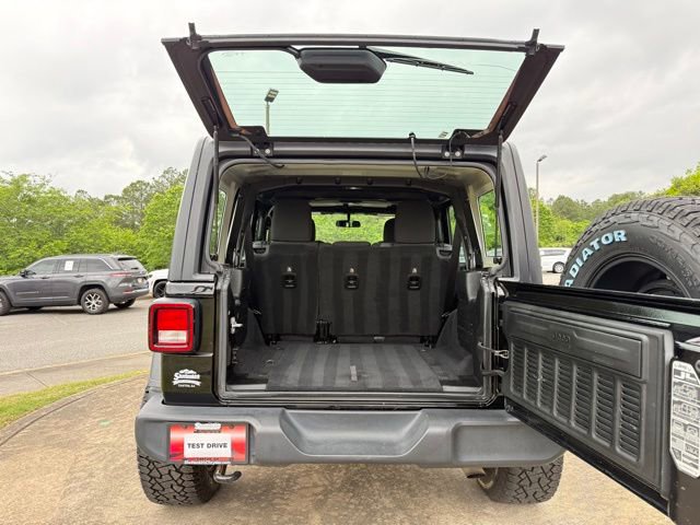 Used 2018 Jeep Wrangler Unlimited Sport AWD/4WD image 30