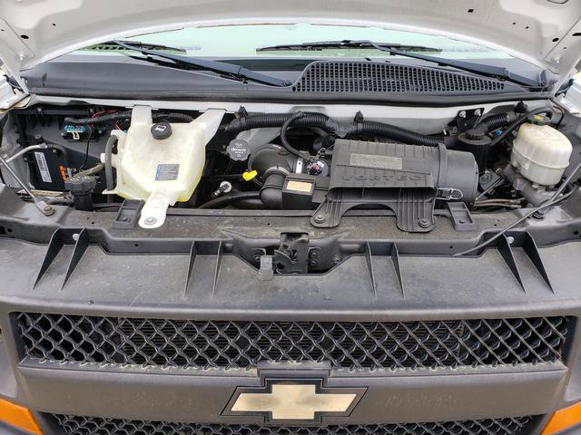 Used 2014 Chevrolet Express 3500 image 26