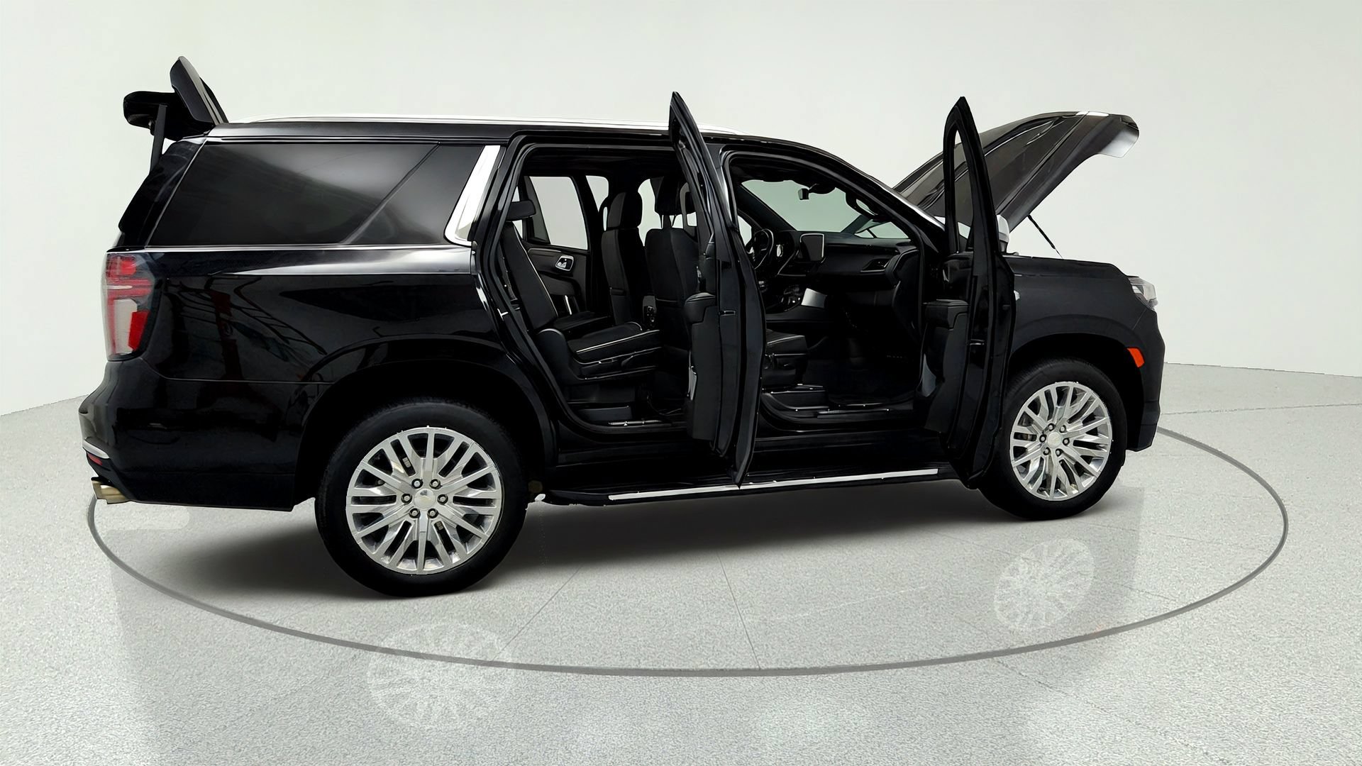 Certified 2023 Chevrolet Tahoe Premier AWD/4WD image 13
