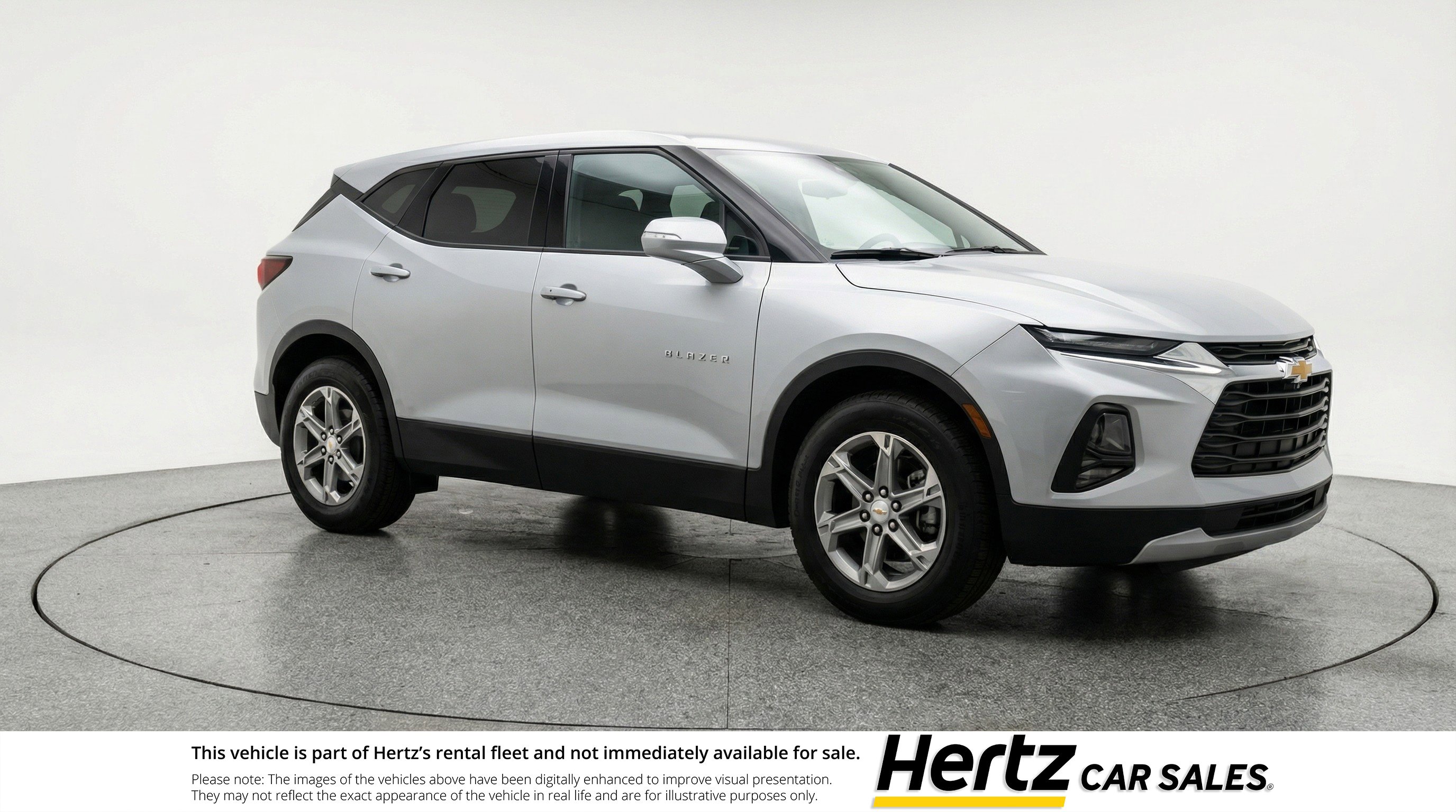 Used 2025 Chevrolet Blazer LT image 1