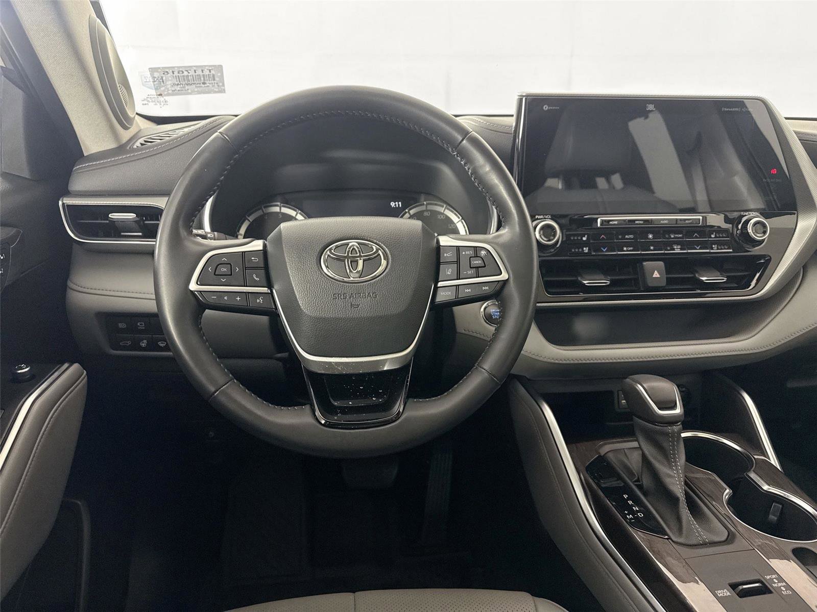 Used 2022 Toyota Highlander Platinum FWD image 33