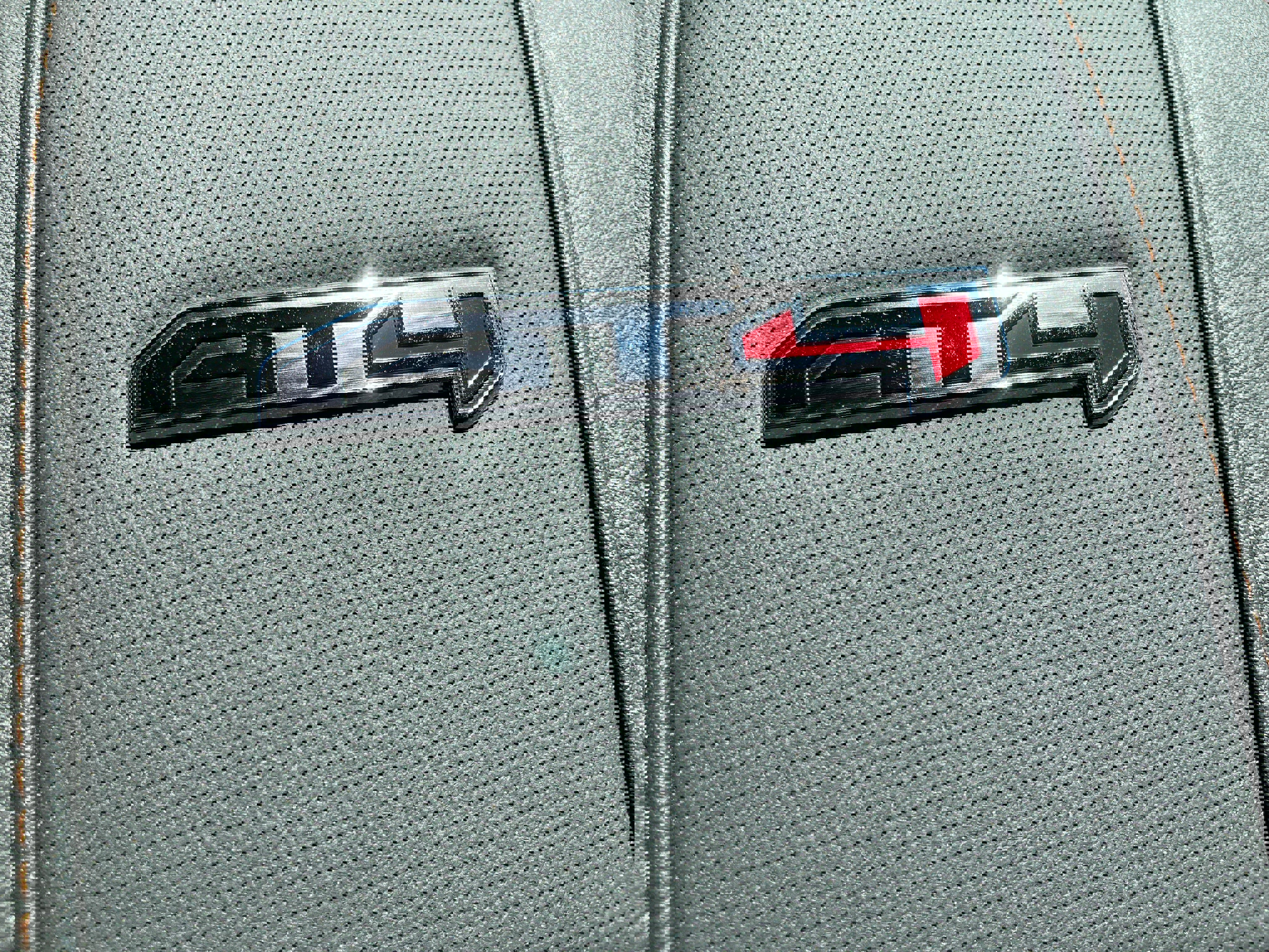 New 2026 GMC Sierra 2500 AT4 w/ Technology Package image 17