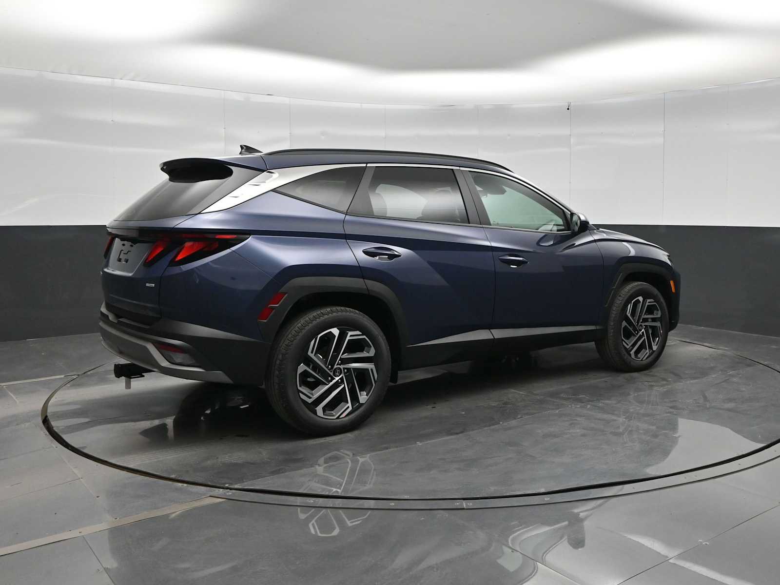 New 2026 Hyundai Tucson SEL Plus w/ Tow & Go Package AWD/4WD image 8