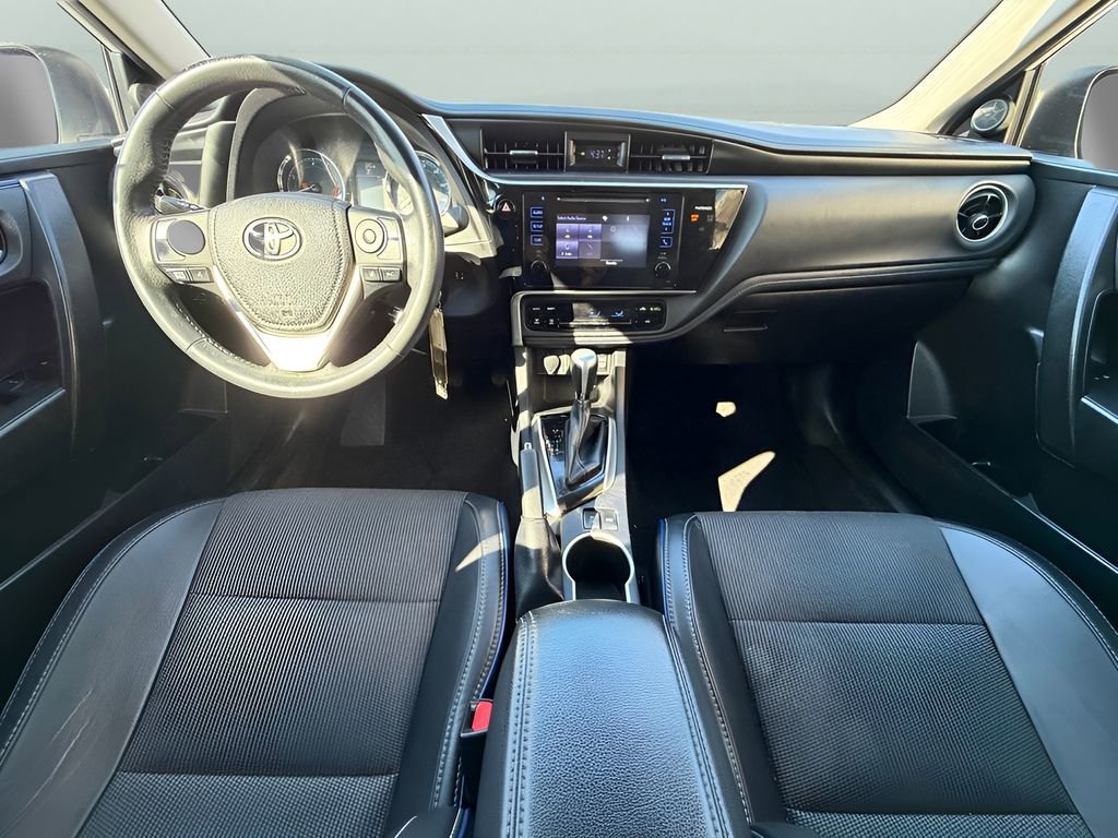 Used 2017 Toyota Corolla SE image 12