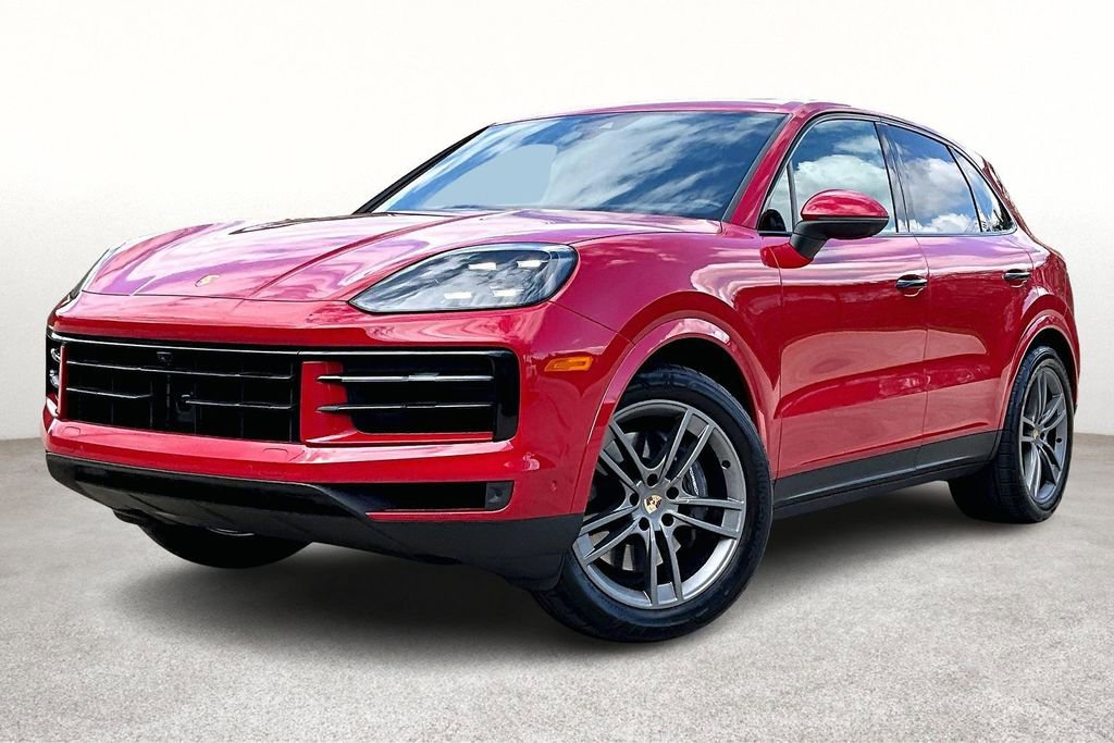 Used 2024 Porsche Cayenne image 15