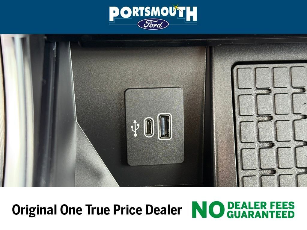 Used 2025 Ford F150 Raptor w/ Equipment Group 803A Raptor R image 20