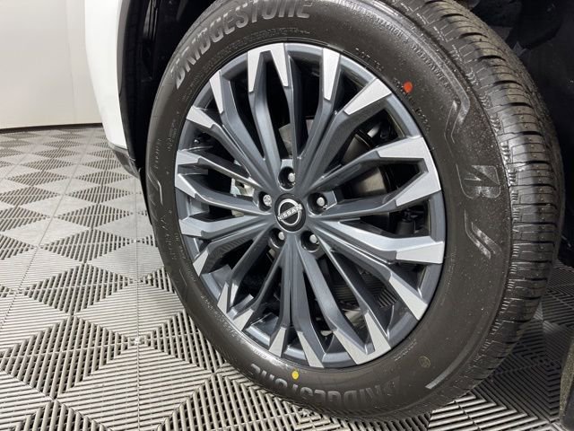 New 2026 Nissan Rogue Platinum image 12