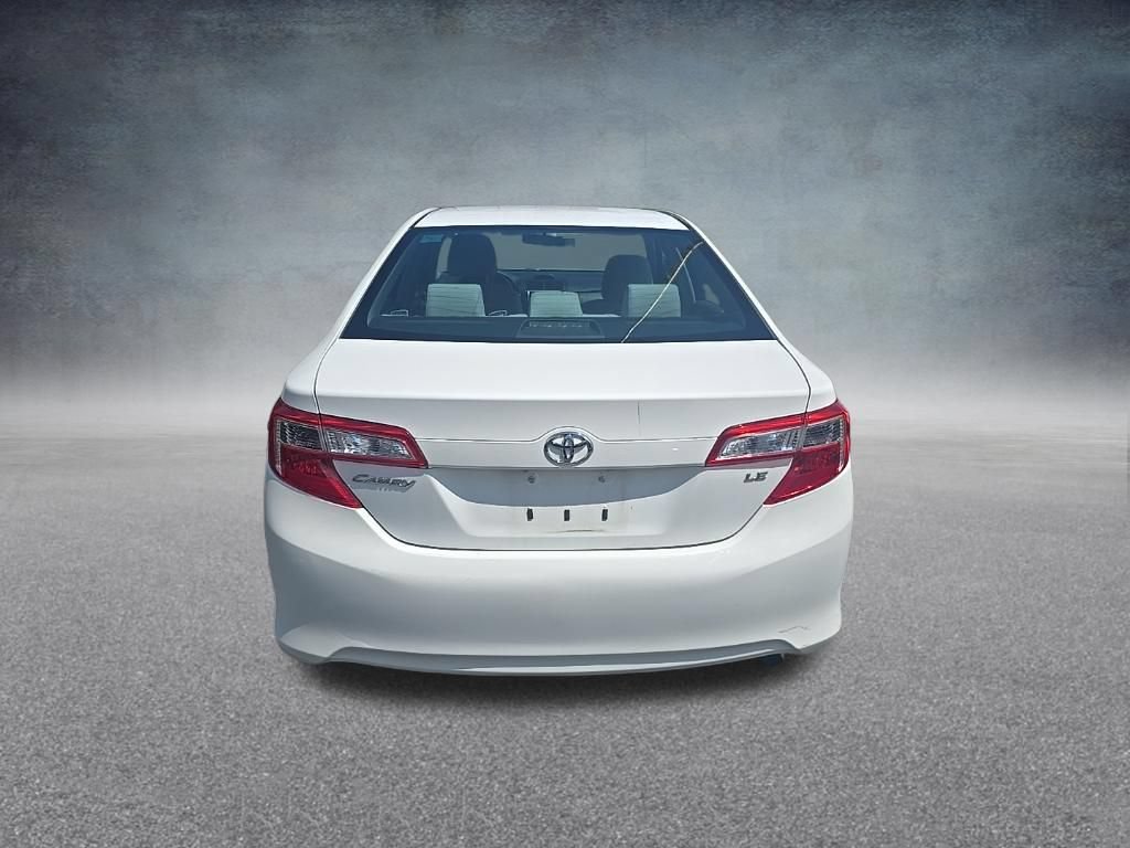 Used 2012 Toyota Camry LE FWD image 8