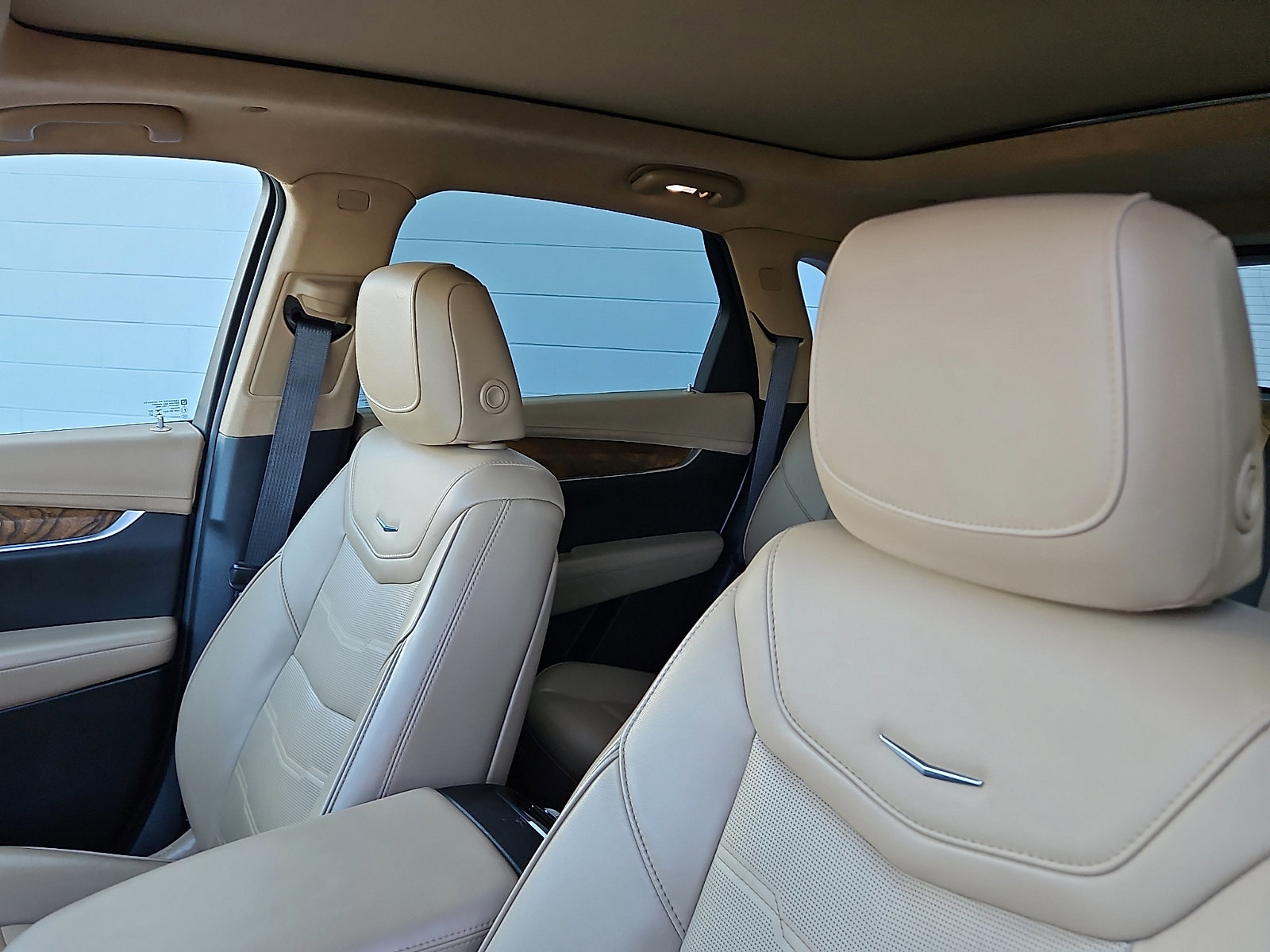 Used 2020 Cadillac XT5 Premium Luxury w/ Platinum Package image 9