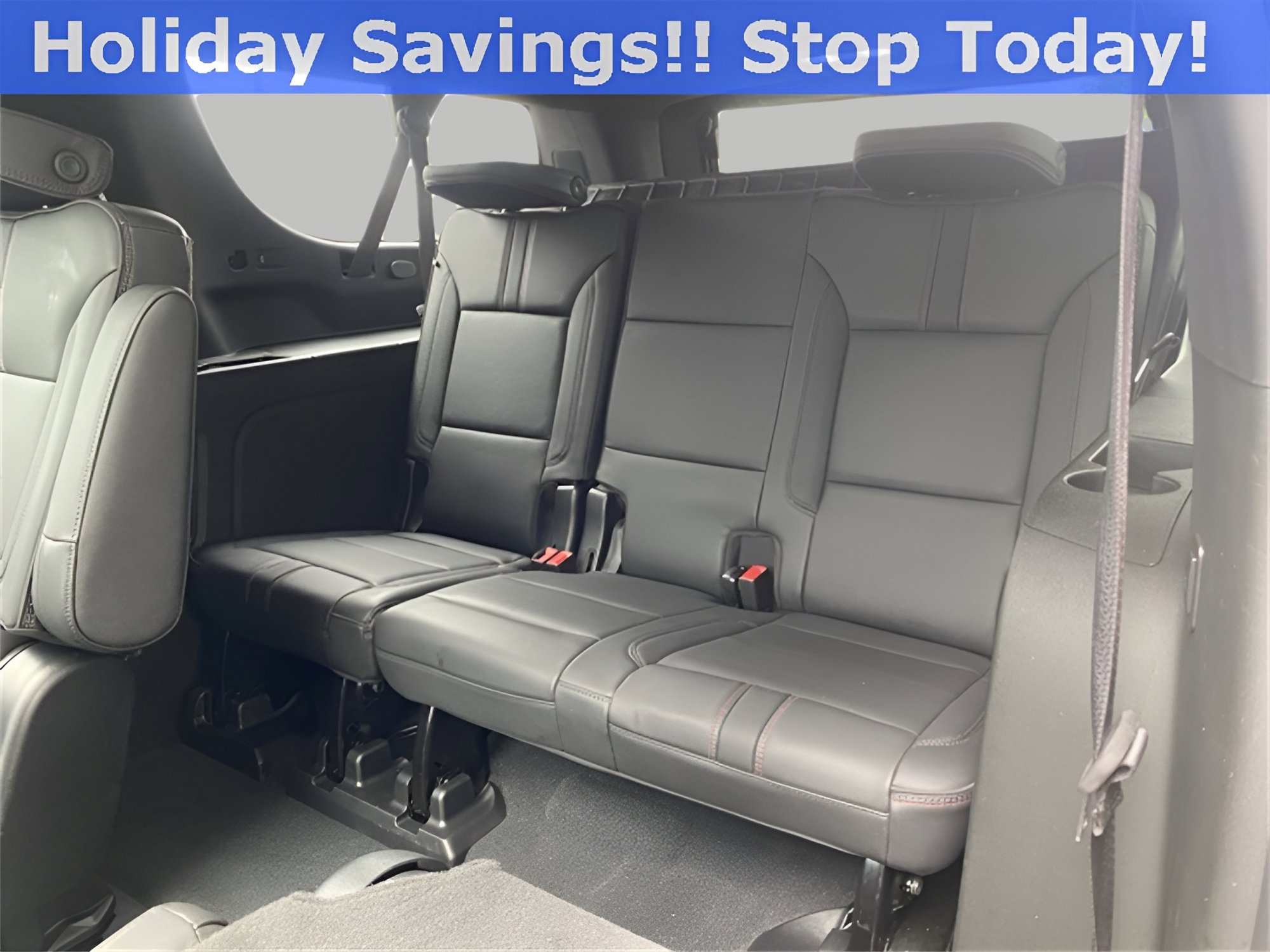 Used 2022 Chevrolet Suburban RST w/ Luxury Package image 29