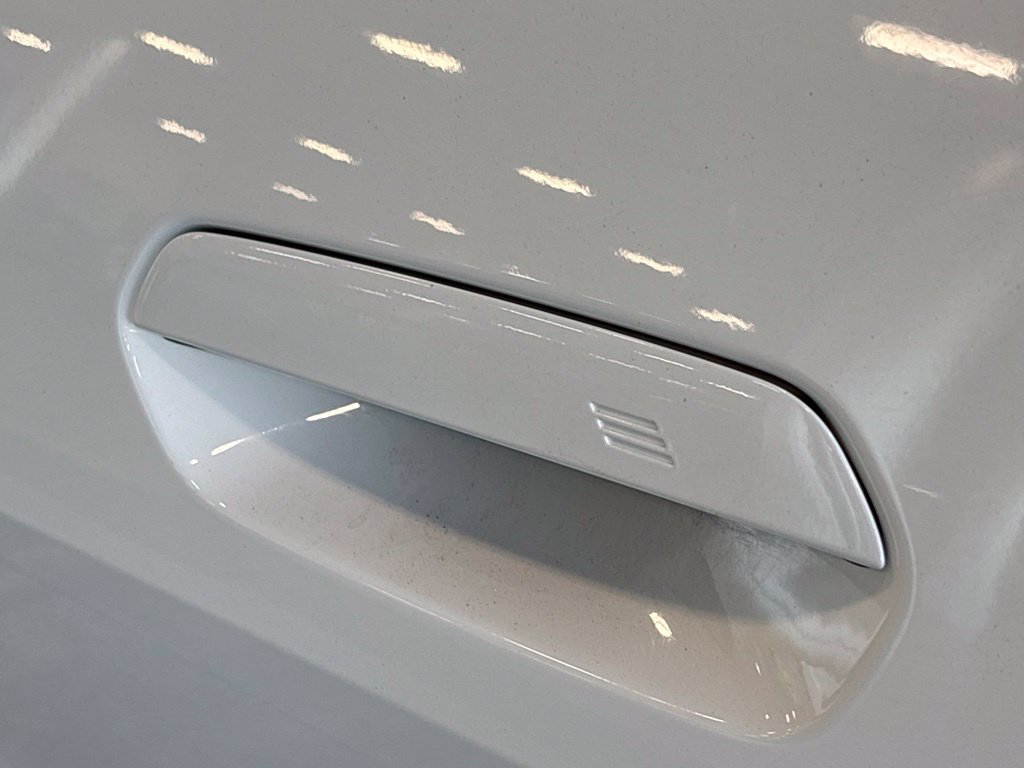Used 2023 BMW i4 eDrive40 w/ Premium Package RWD image 12