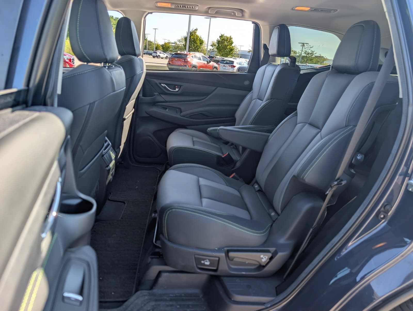 Used 2024 Subaru Ascent Onyx Edition AWD/4WD image 30